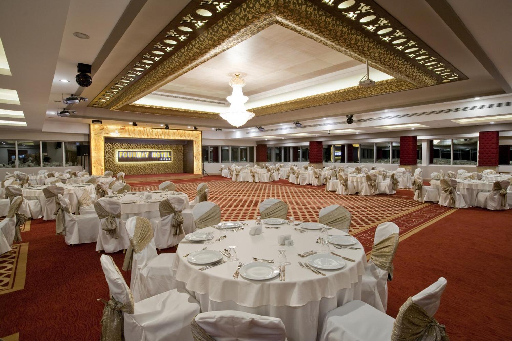 Fourway Hotel&Spa Dortyol Экстерьер фото
